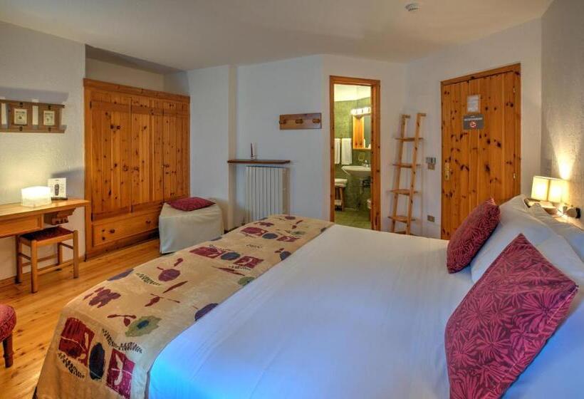 Отель La Grange Animal Chic