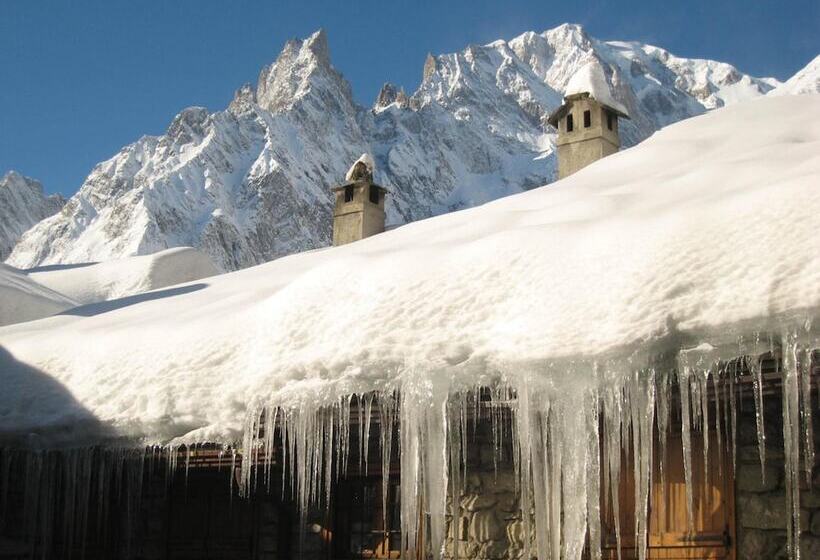 Отель La Grange Animal Chic