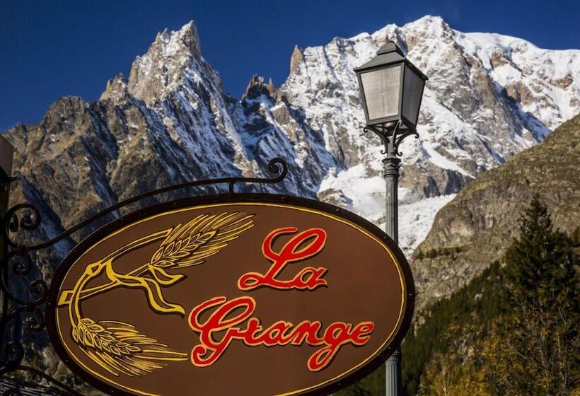 Отель La Grange Animal Chic