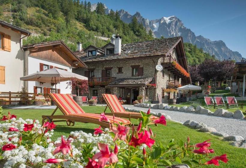 Отель La Grange Animal Chic