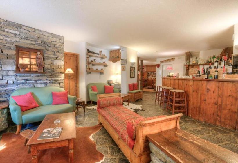 호텔 La Grange  Animal Chic