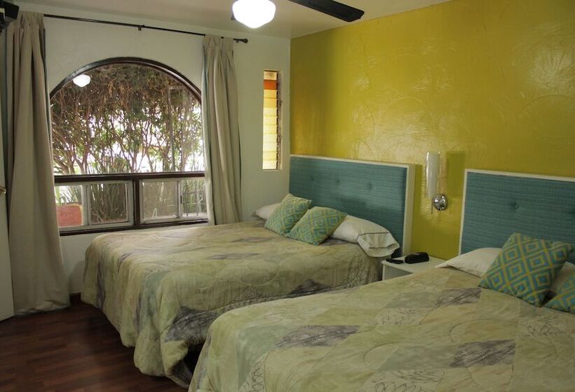 Отель Las Dunas