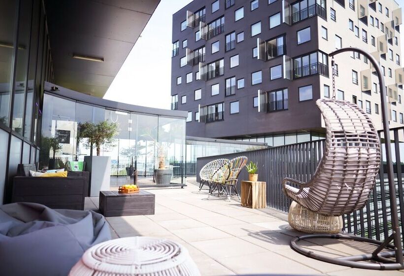 Leonardo Hotel Groningen