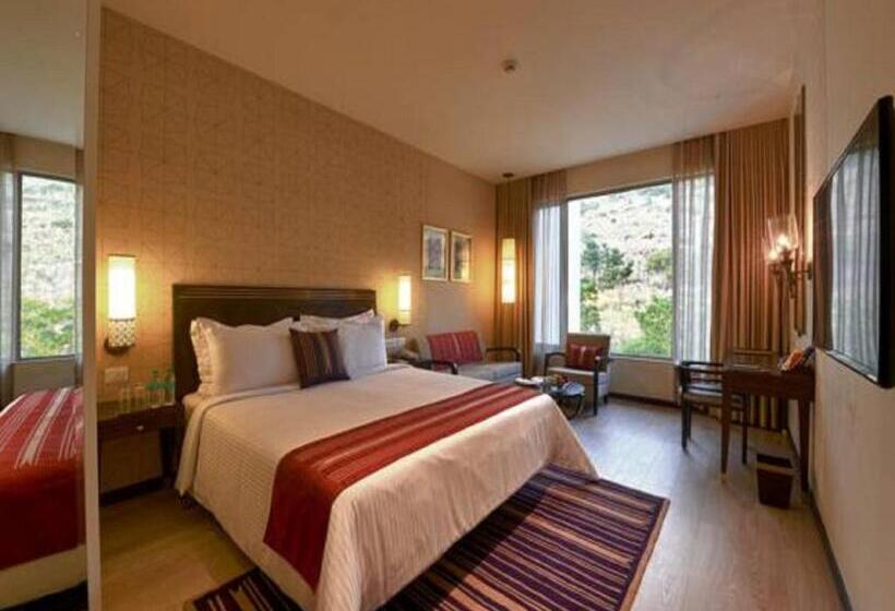 호텔 Marasa Sarovar Premiere