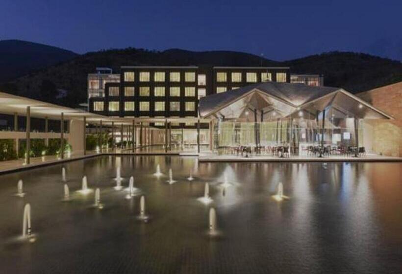 호텔 Marasa Sarovar Premiere