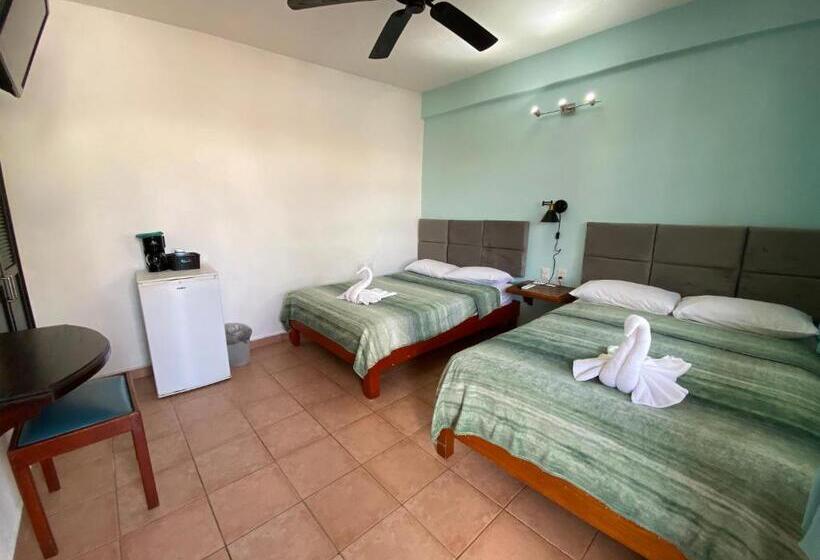 Отель Marcianito