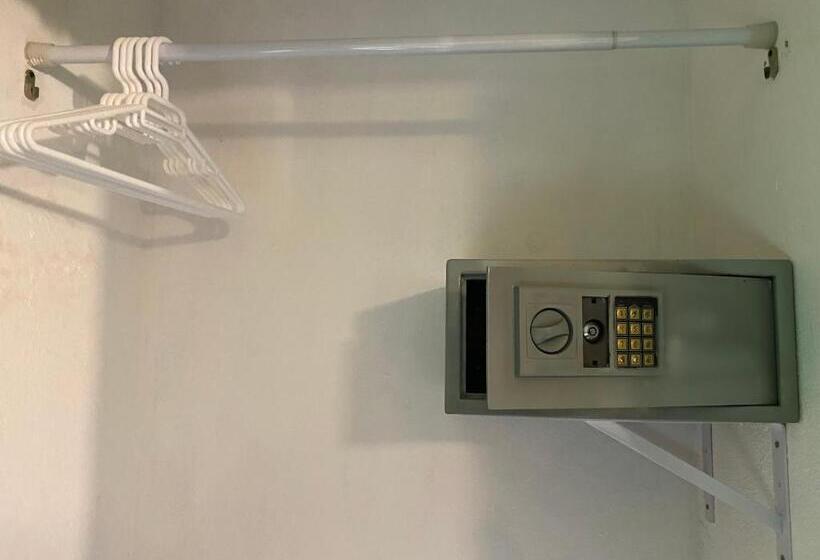 Отель Marcianito