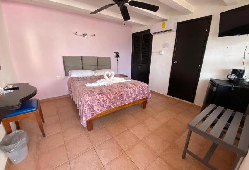 Отель Marcianito