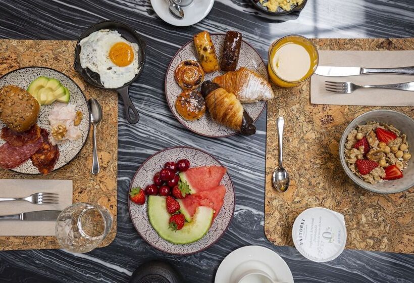 Отель Margot House Barcelona