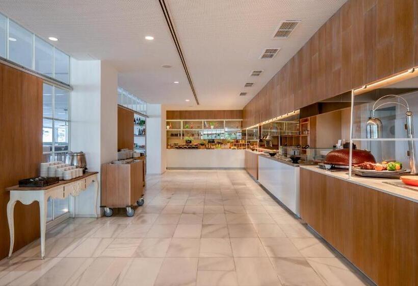 هتل Meliá Calviá Beach