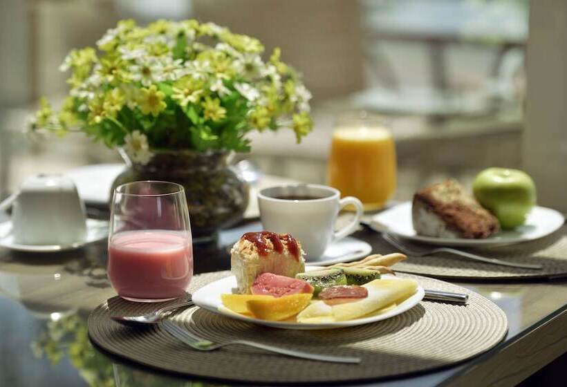 בית מלון כפרי Nord Luxxor Tambau