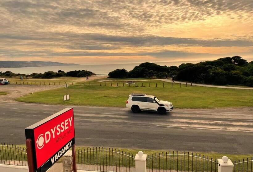Отель Odyssey Apollo Bay