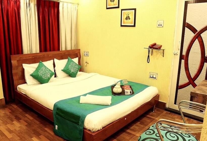 هتل Oyo Rooms Airport Gate No 2