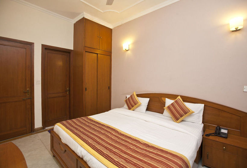 호텔 Oyo Rooms Hazrat Nizamuddin