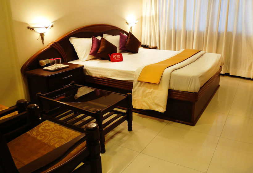 בית מלון כפרי Oyo Rooms Pimpri Finolex Chowk