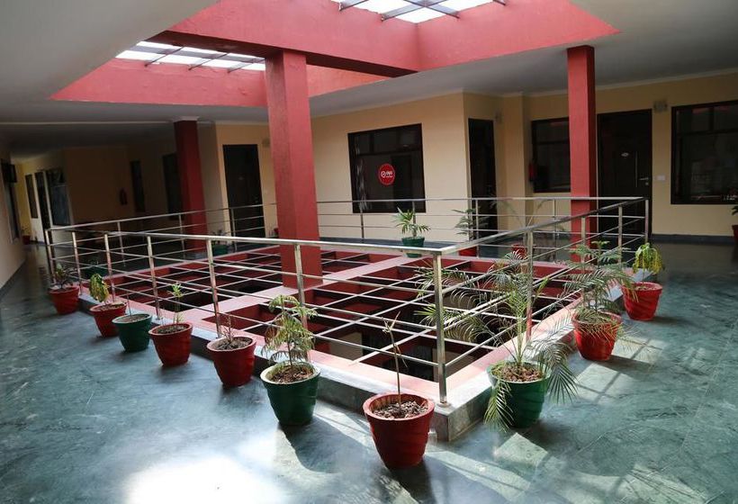 Отель Oyo Rooms Sector 3 Panchkula Majri Chowk