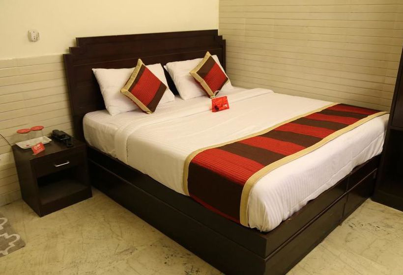 Отель Oyo Rooms Sector 3 Panchkula Majri Chowk