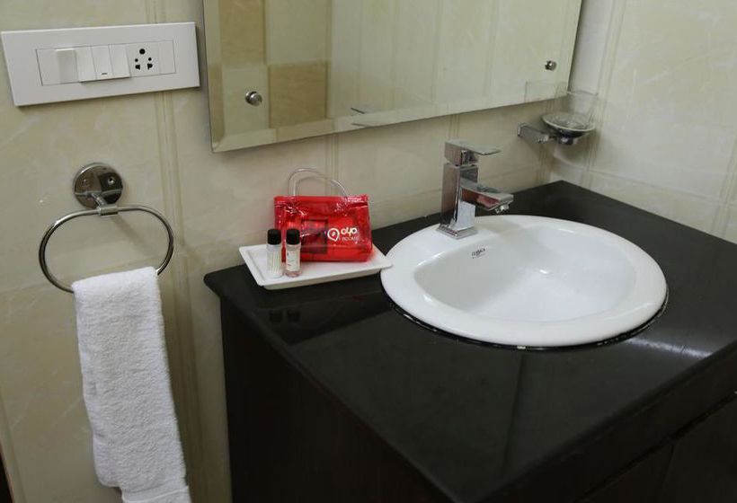 Отель Oyo Rooms Sector 3 Panchkula Majri Chowk