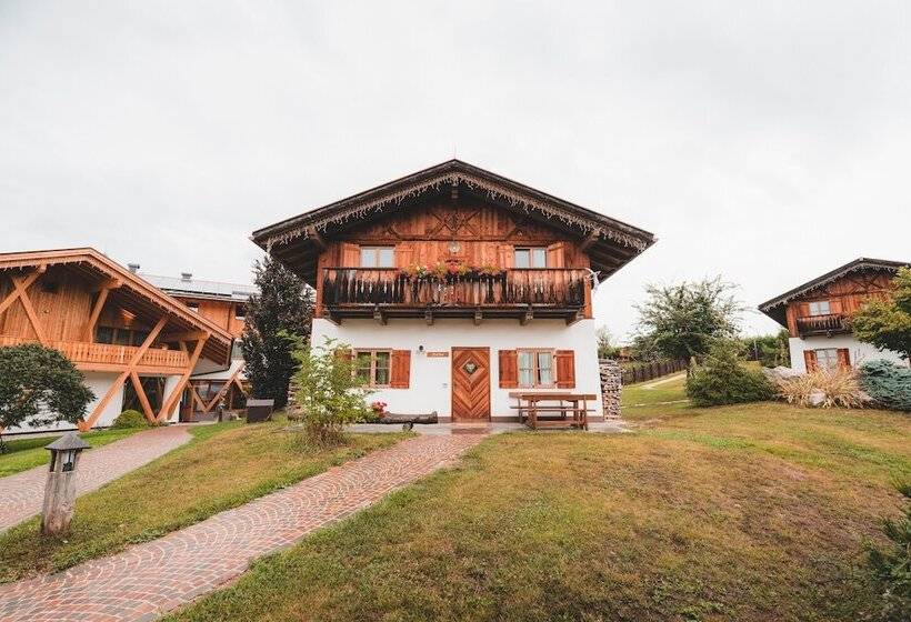 فندق Pineta Nature Resort  Wellness & Spa