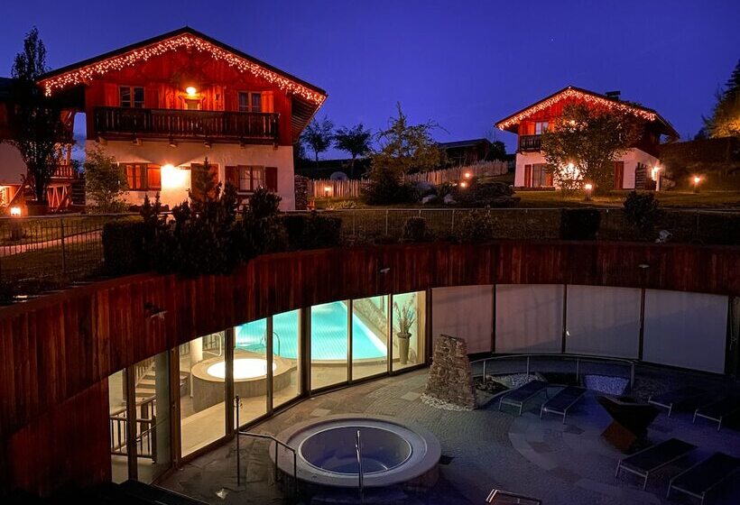 فندق Pineta Nature Resort  Wellness & Spa