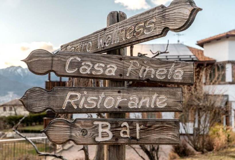 فندق Pineta Nature Resort  Wellness & Spa