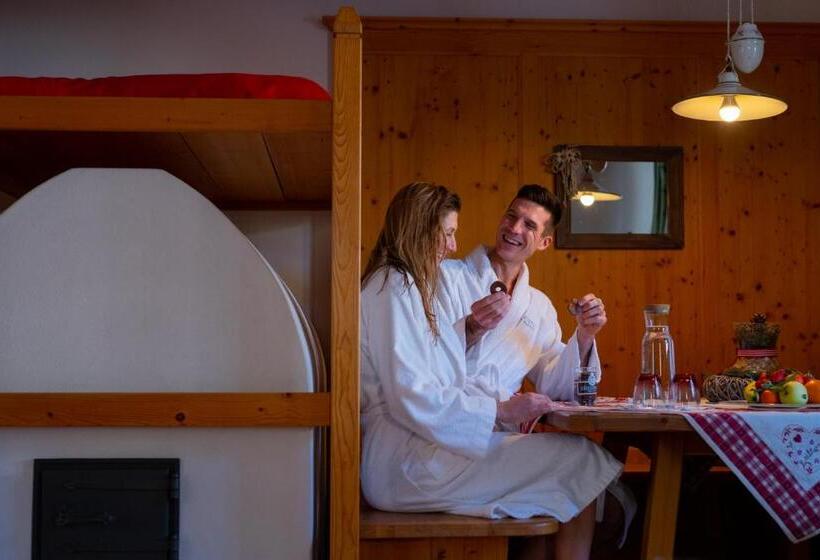 فندق Pineta Nature Resort  Wellness & Spa