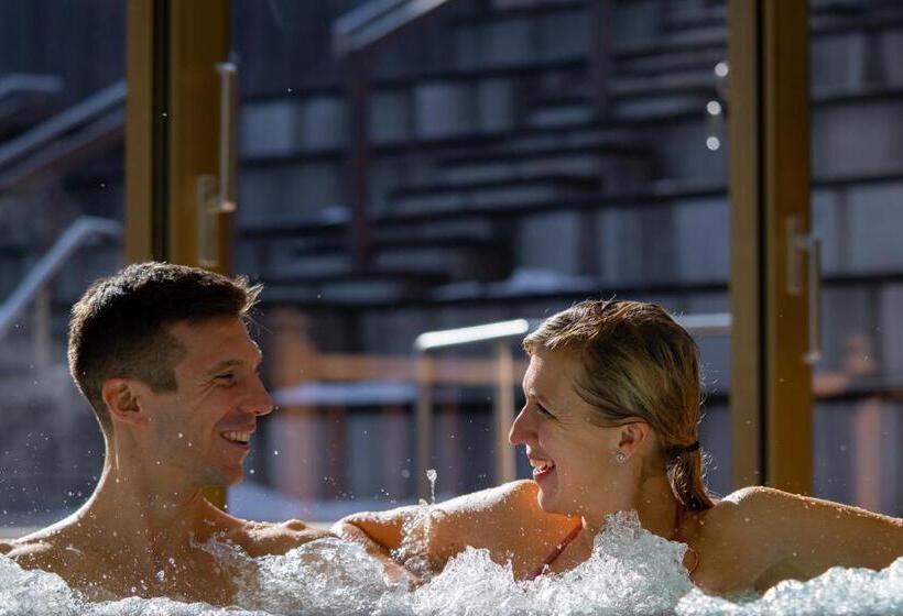 فندق Pineta Nature Resort  Wellness & Spa