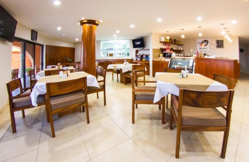 فندق Playa Del Sol