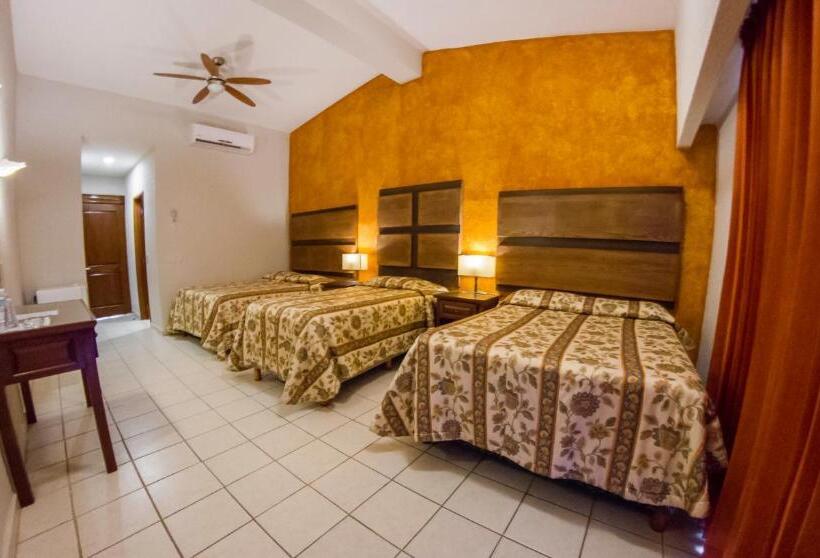 فندق Playa Del Sol