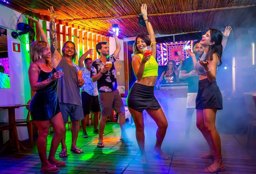 ホテル Pousada Sambass