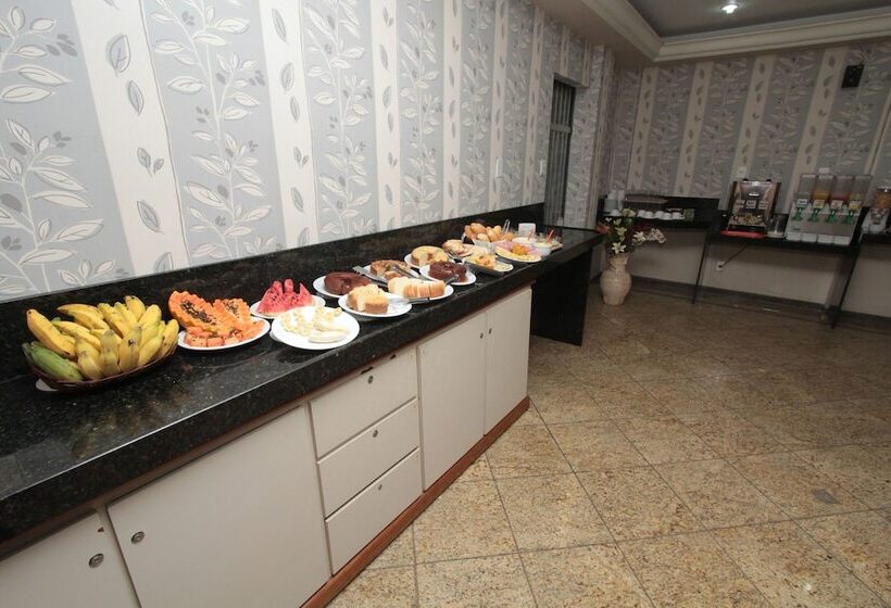 فندق Pouso Alegre