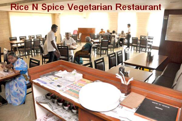 Отель Raya S Grand