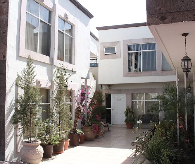 בית מלון כפרי Rincon Real Suites