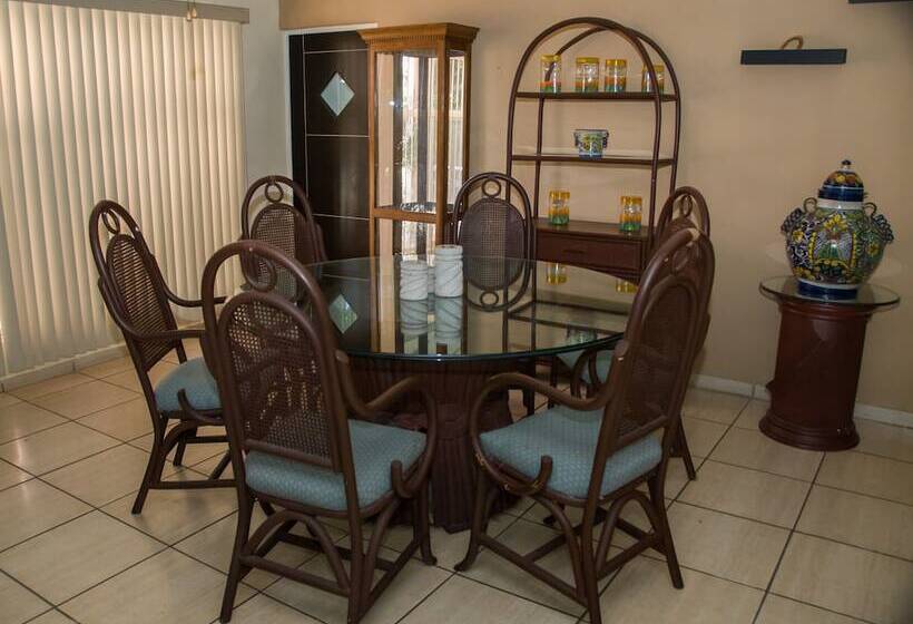 בית מלון כפרי Rincon Real Suites