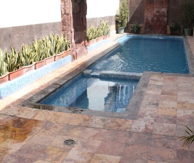 בית מלון כפרי Rincon Real Suites