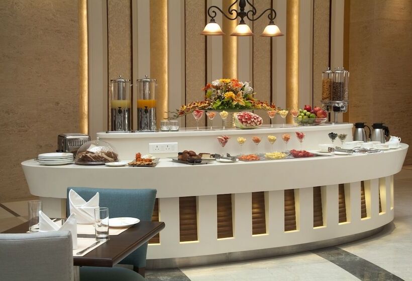 ホテル Savoy Suitesgreater Noida