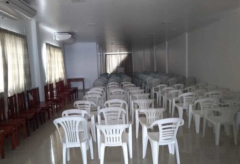 בית מלון כפרי Shalako