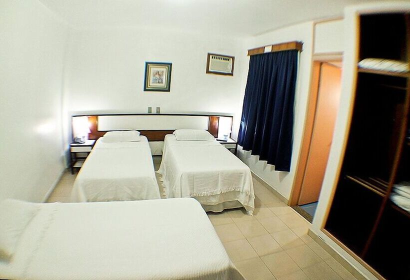 בית מלון כפרי Shalako