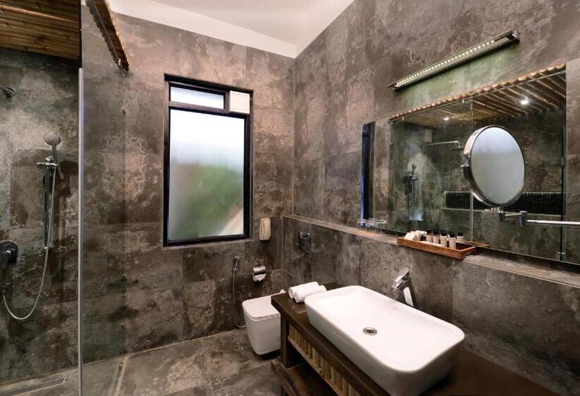 ホテル Shri Radha Brij Vasundhara Resort & Spa