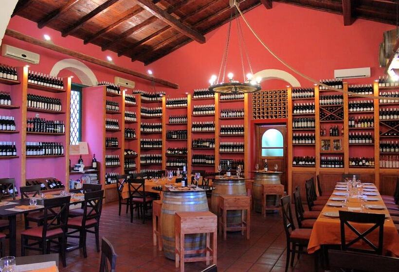 فندق Agriturismo Roccadia