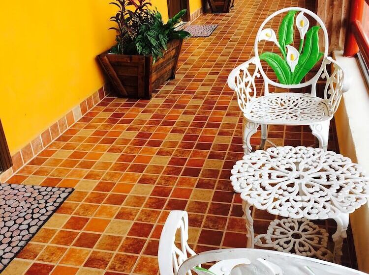 ホテル Teotihuacan