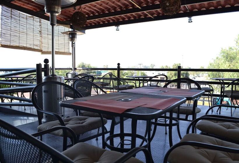 ホテル Teotihuacan