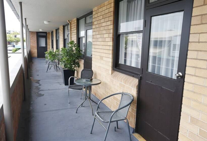 בית מלון כפרי The Lakes