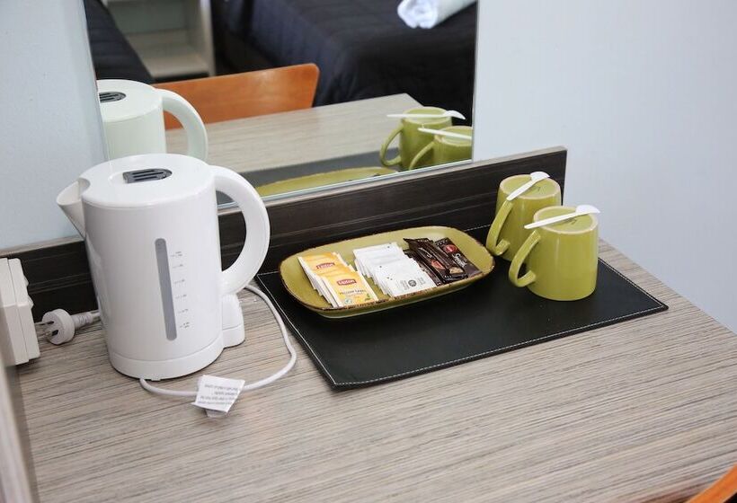 בית מלון כפרי The Lakes