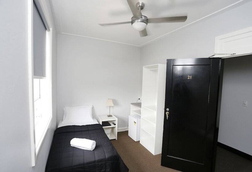 בית מלון כפרי The Lakes