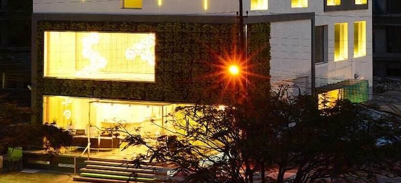 هتل The Lime Boutique Suites