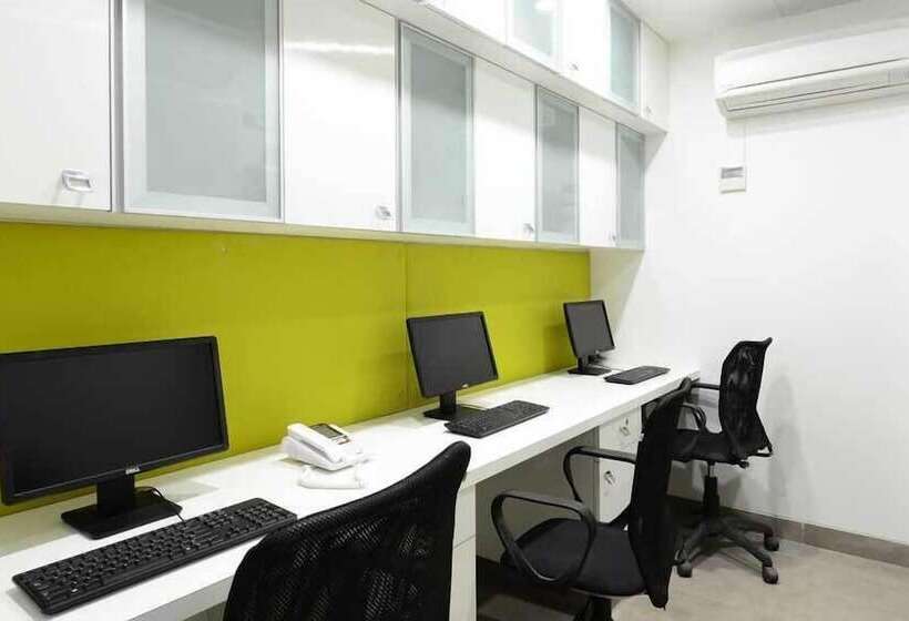 هتل The Lime Boutique Suites