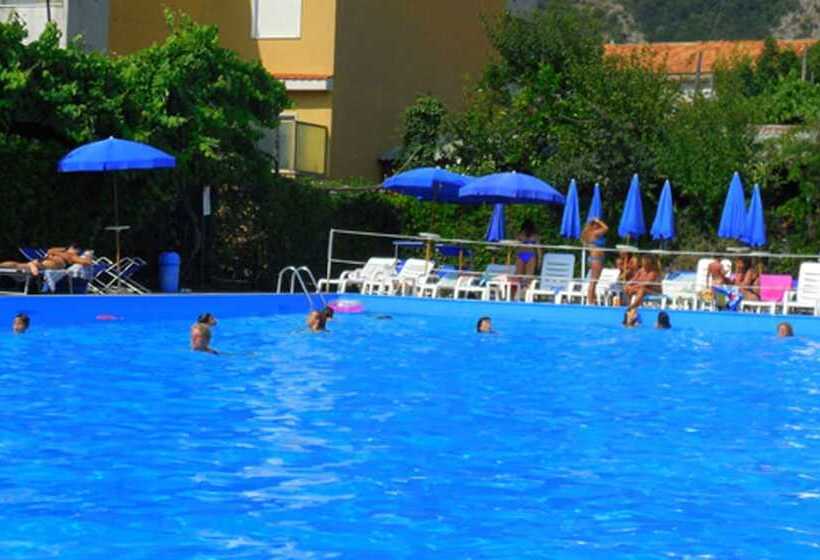 בית מלון כפרי Fiori D Arancio