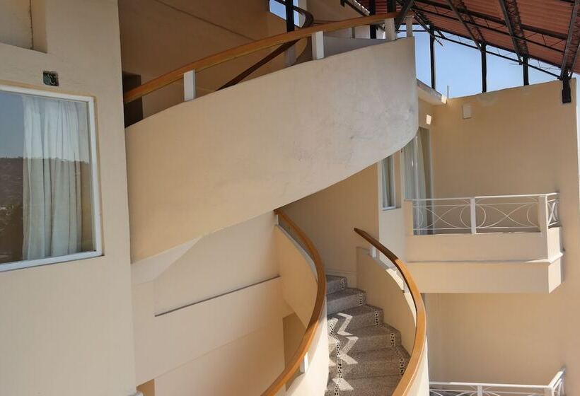 ホテル Zihua Express