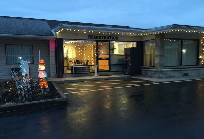 فندق على الطريق Budget Inn Williamsville